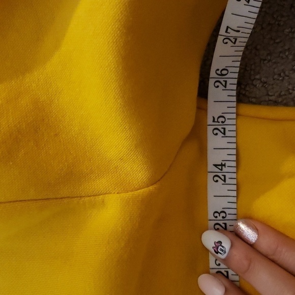 Tommy Hilfiger yellow pullover sweater small - Picture 8 of 9